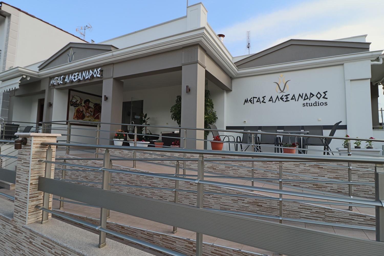Studios Megas Alexandros Nea Vrasna Exterior photo
